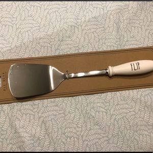 Rae Dunn FLIP Spatula